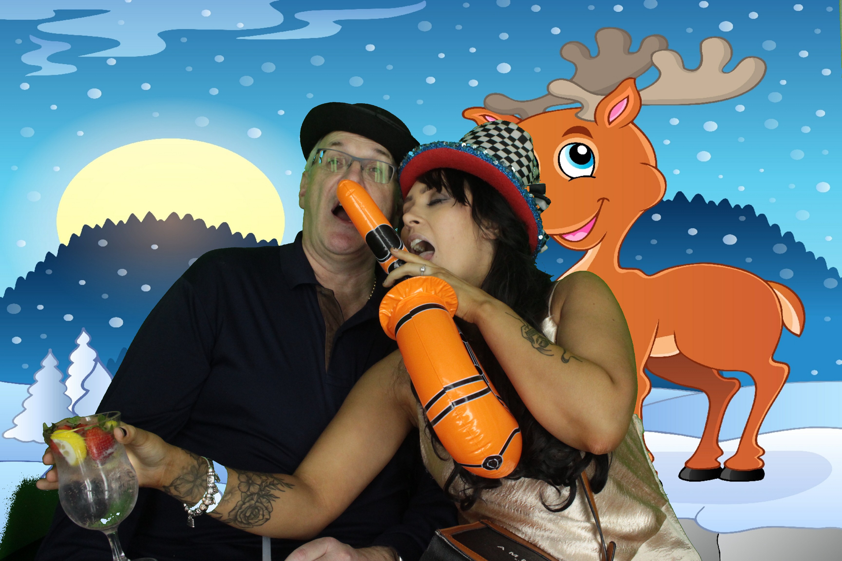 One Line Christmas Party | View more photos from the event at gallery.myphotoboothexperience.co.uk/u/MyPhotoBoothExperienceLtd/One-Line-Christmas-Party
